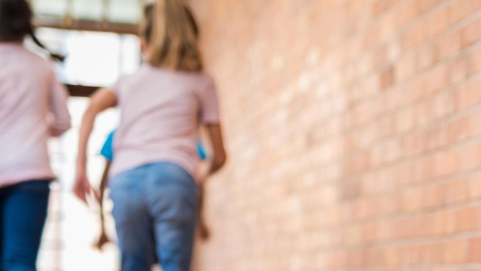 Psycholog podpowiada, jak zachować się wobec agresywnego ucznia