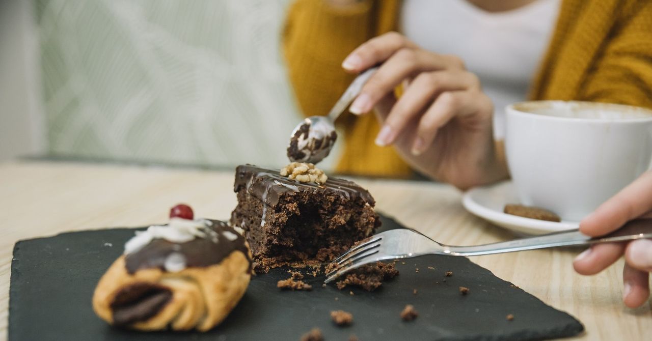 Działa niczym narkotyk. Uzależnia i niszczy, a jest wszędzie