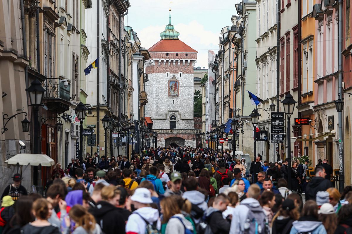 W Polsce zaczyna się sezon turystyczne i wiele hoteli chce wrócić do w pełni komercyjnej działalności 