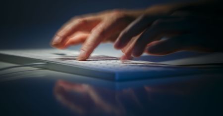 Potężny cios w Rosję. Hakerzy zaatakowali kilkadziesiąt baz danych