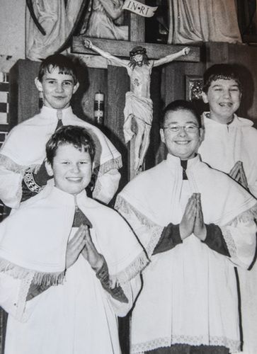 Paweł Fajdek w dzieciństwie praktycznie codziennie chodził na mszę jako ministrant