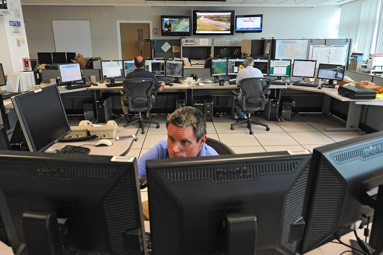 Tylko co trzecia polska firma korzysta z AI. Raport Asseco Cloud i PMR