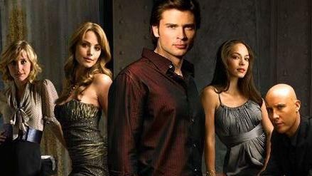 Twórcy Smallville porzucają serial