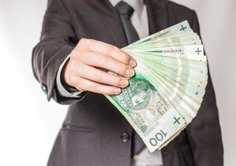 Płaca minimalna w Polsce powinna być wyższa - oczekiwania Polaków a propozycje rządu mocno się różnią