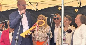 Senioralia w Sandomierzu. Seniorzy wiedzą, jak się dobrze bawić. Zobacz zdjęcia i wideo