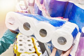 Taki papier toaletowy jest niezdrowy. Unikaj go na co dzień