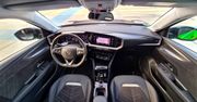Opel Mokka-e: Systemy bezpieczeństwa i wsparcia kierowcy oraz nowy system info-rozrywki