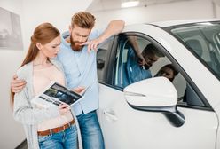 Nowe auto? Trzeba czekać coraz dłużej. Od ręki tylko od Japończyków