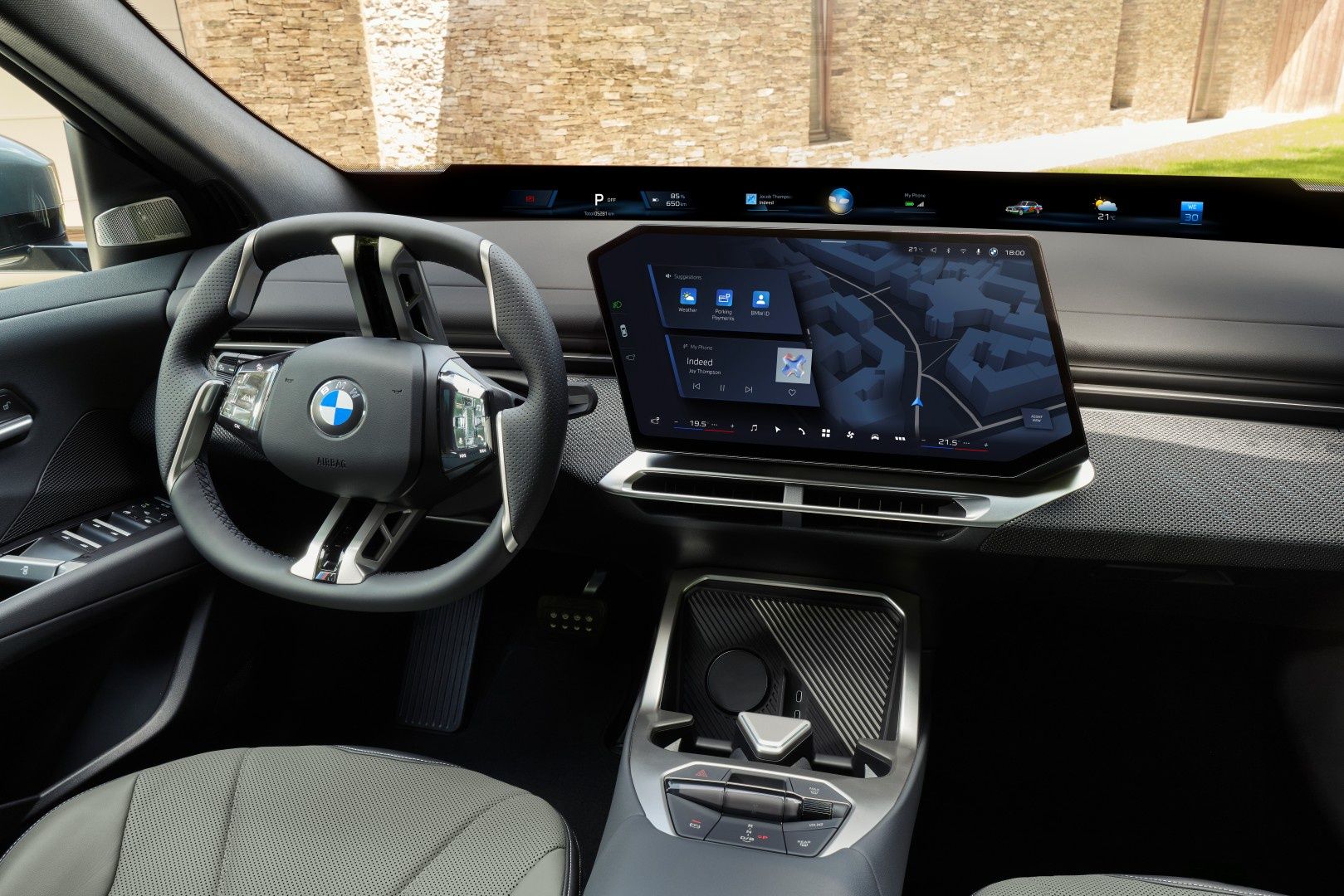 BMW iX4