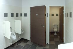 Kuriozalny pomysł w gdańskiej szkole. Wizyta w toalecie w asyście nauczyciela