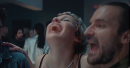 Gorąca noc w telewizji. "Pokusa" na ekranie – mocny, bezpruderyjny i figlarny seans tylko dla dorosłych