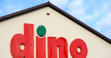 "Przy zakupie 3 sztuk". Ostatnie dni w Dino