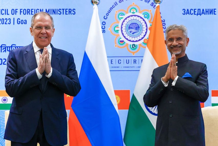 Rosja nie może wydać części pieniędzy za ropę. Siergiej Ławrow: mamy problem