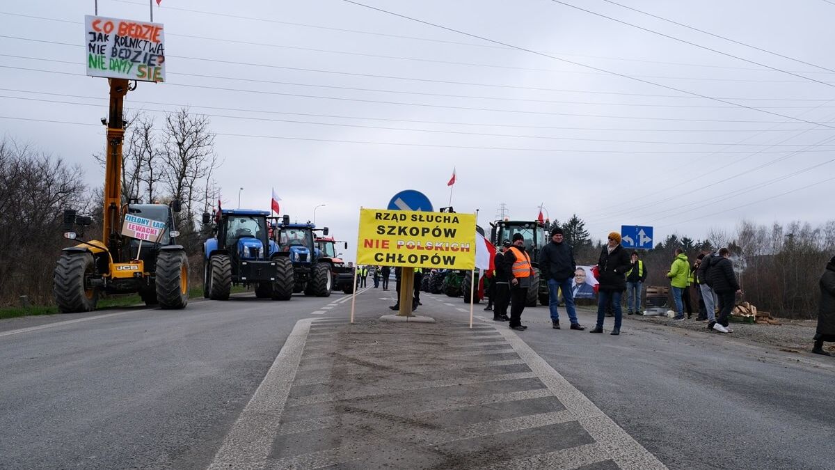 Protest rolników w Elizówce przy węźle Lublin Rudnik