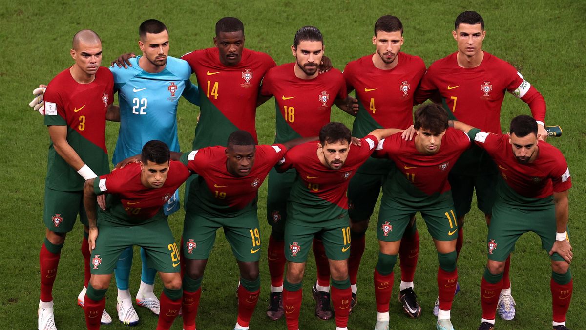 PAP/EPA / Abedin Taherkenareh / Na zdjęciu: piłkarze reprezentacji Portugalii