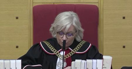 TK Przyłębskiej orzekł ws. prezydenta i Kamińskiego