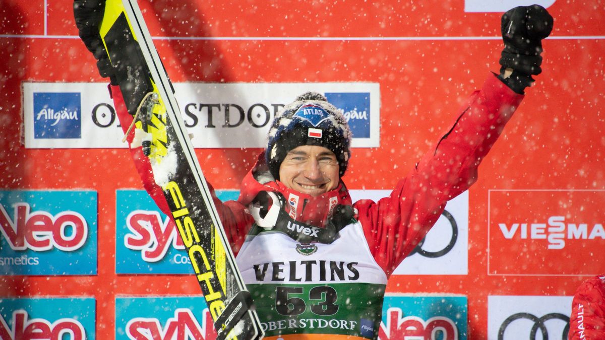 PAP/EPA / DANIEL KOPATSCH  / Na zdjęciu: Kamil Stoch