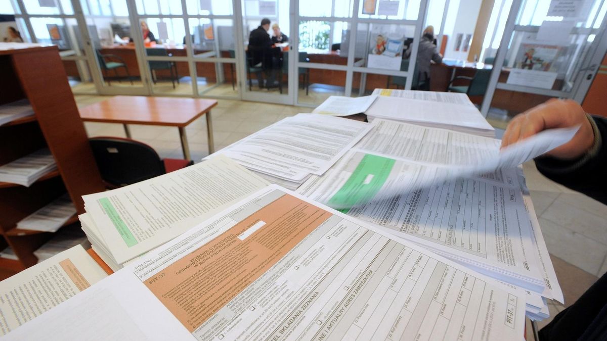 Przy laptopie wartym w momencie zakupu 4 tys. zł, którego wartość spadła po latach 500 zł, to aż 665 zł.