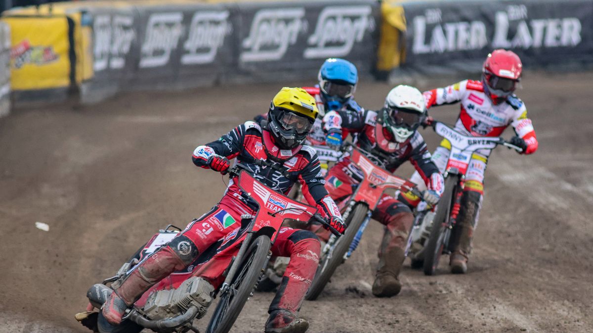 WP SportoweFakty / Michał Krupa / Andreas Lyager (w kasku białym)