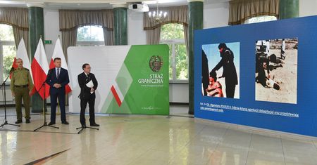 Pornograficzne zdjęcia w prezentacji. Śledztwo ws. głośnej konferencji