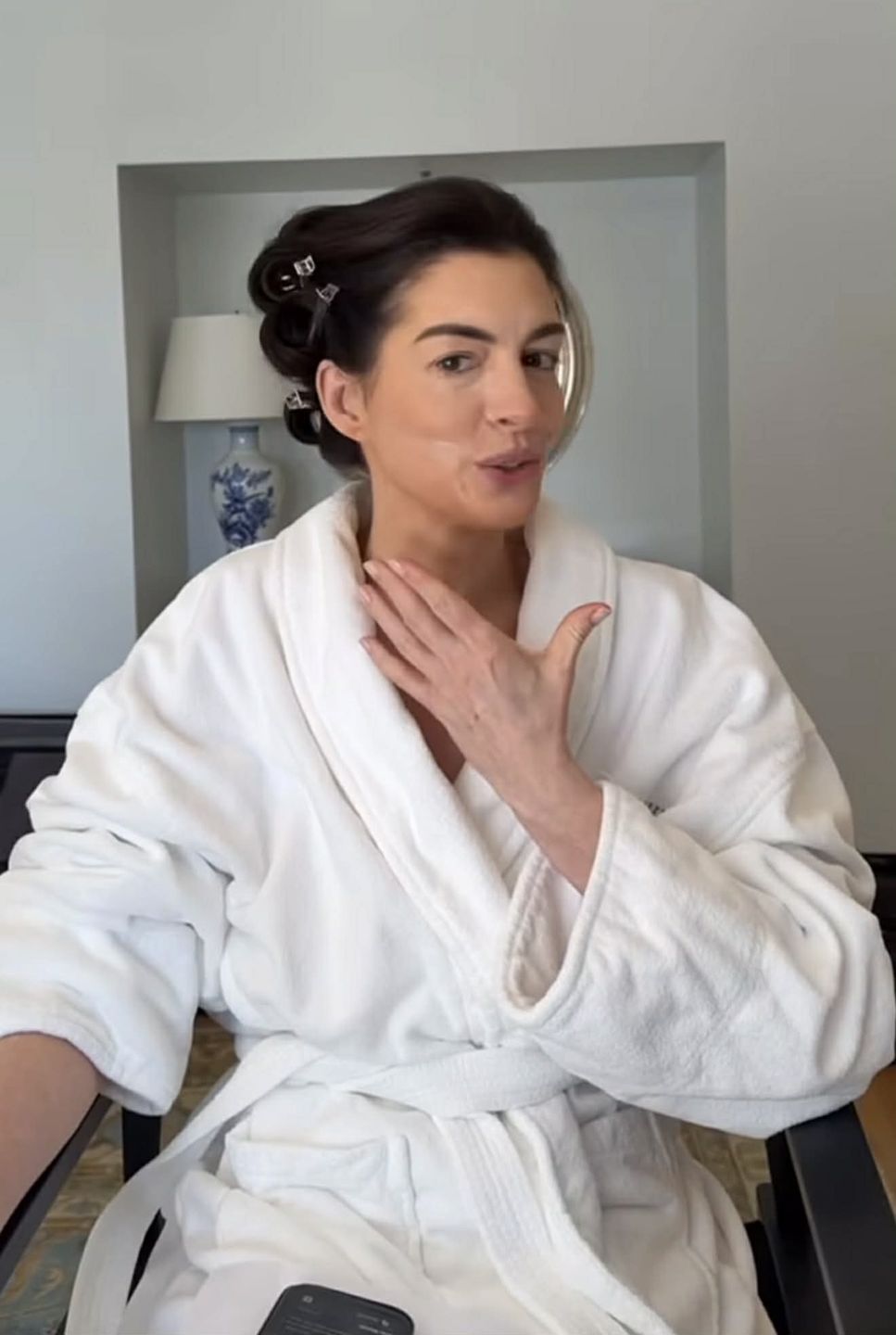 Anne Hathaway zdradziła sekret gładkiej i napiętej twarzy