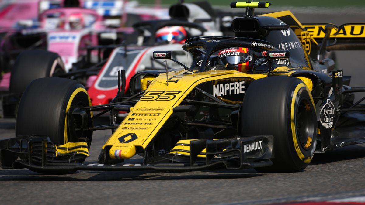 Materiały prasowe / Michelin / Na zdjęciu: Carlos Sainz za kierownicą Renault