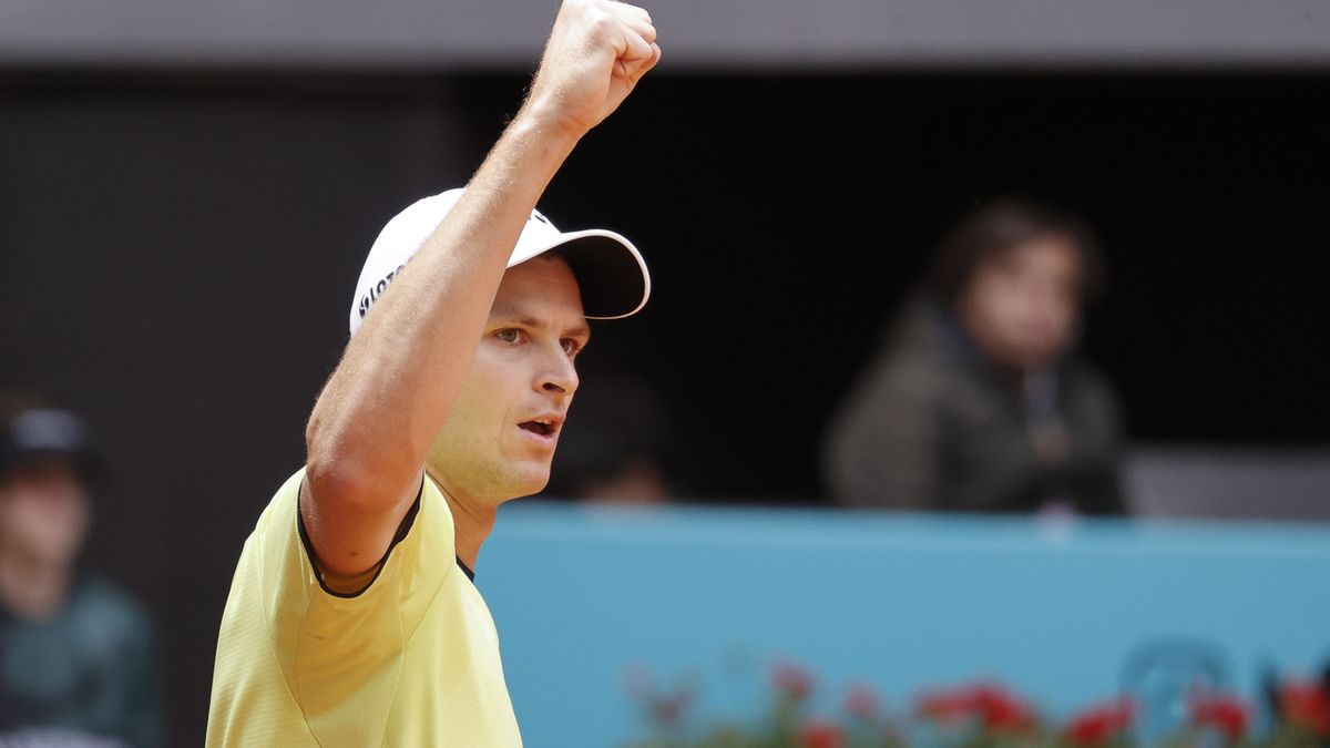 PAP/EPA / Emilio Naranjo / Na zdjęciu: Hubert Hurkacz