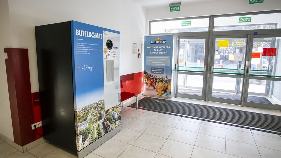 29.11.2019 WARSZAWA ULICA LINDEGO 20 

BUTELKOMAT

BUTELKI AUTOMAT BUTELEK RECYKLING PLASTIKOWYCH

FOT.KRYSTIAN DOBUSZYŃSKI/POLSKA PRESS
