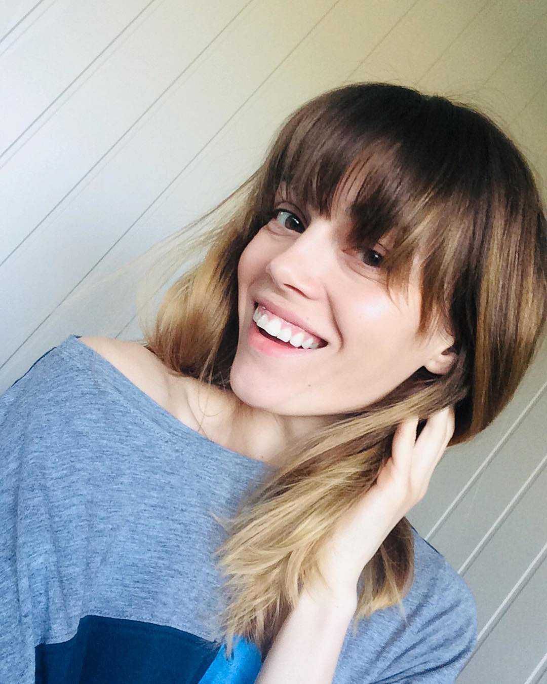 Paulina Papierska ma nową fryzurę – grzywkę i rozjaśnione końcówki