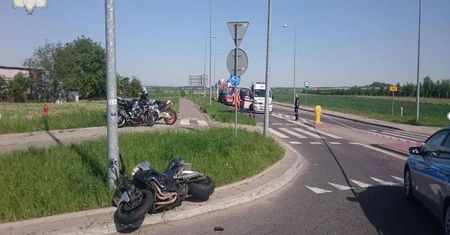 Motocyklista stracił panowanie i uderzył w słup. Zginął na miejscu