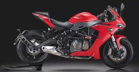 QJ SRG600 debiutuje jako chiński odpowiednik Benelli 600RR
