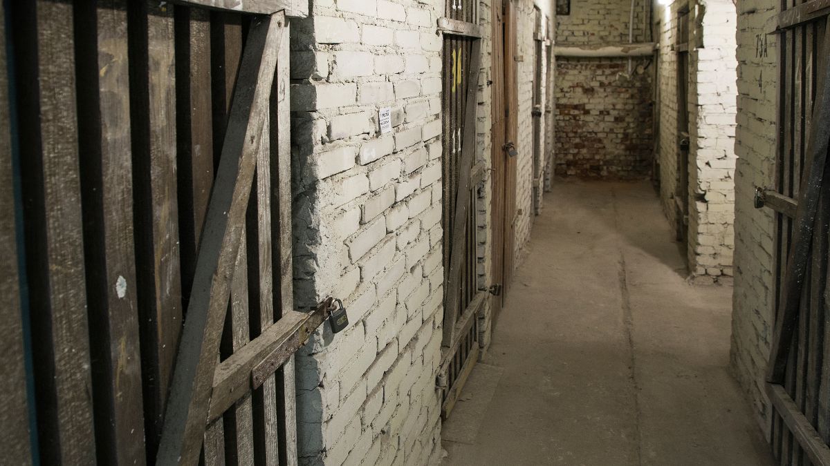 Czego nie wolno przechowywać w piwnicy?