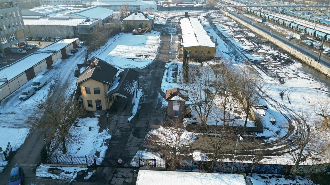 Koncepcja przewiduje czterdzieści dwa miejsca dla autobusów dwunastometrowych i osiem dla przegubowych.