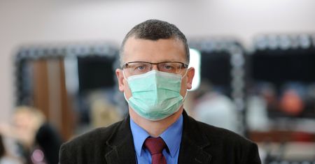 Pierwsze szczepienia w Polsce. Krytyczny głos eksperta