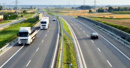 Miał 1,3 promila, jechał ciężarówką w Anglii. Twierdził, że w Polsce to "normalne"