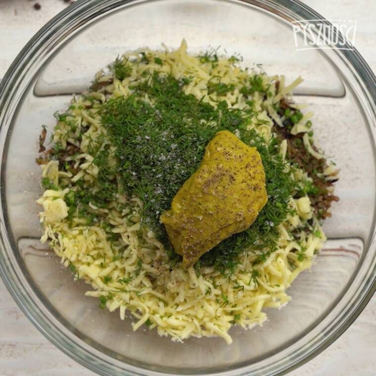 rolada ze schabu z pieczarkami