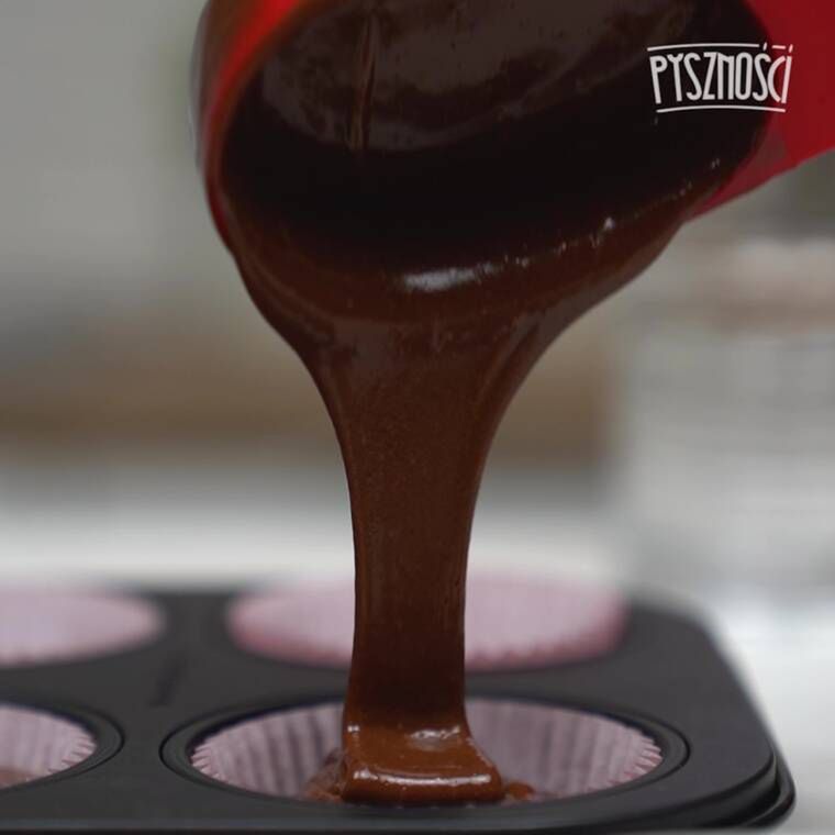 przepyszne walentynkowe babeczki z malinowym kremem