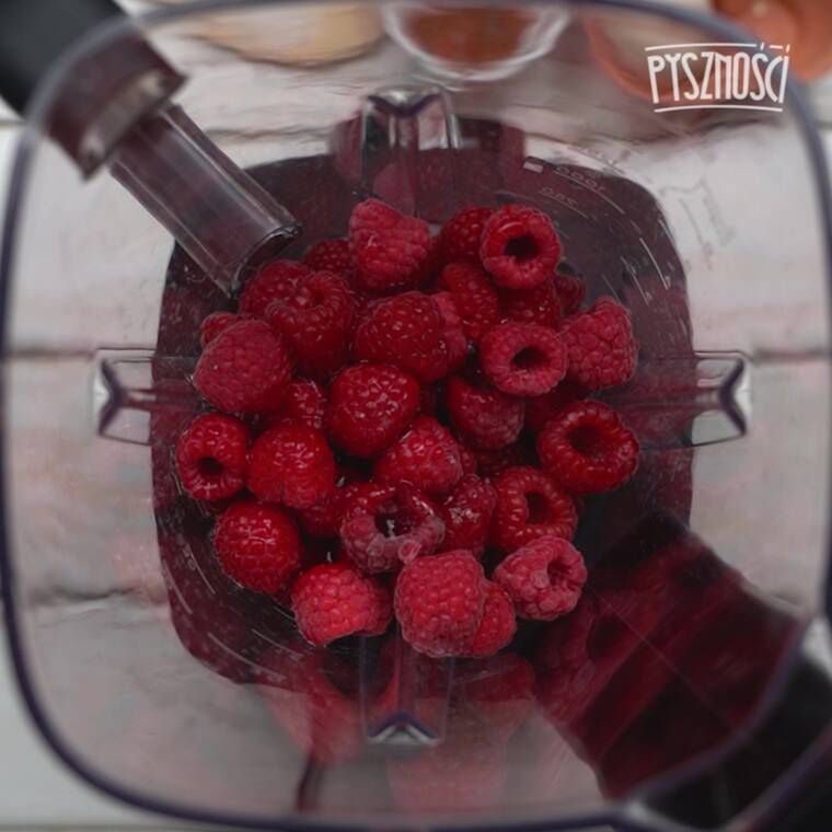 przepyszne walentynkowe babeczki z malinowym kremem