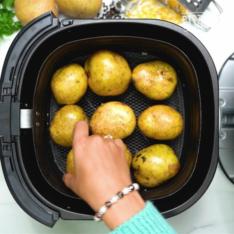 pieczone łódeczki z kurczakiem faszerowane ziemniaki w nowej odsłonie