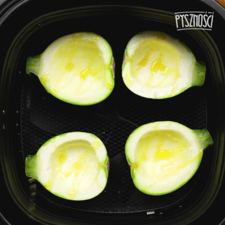 okrągłe łódeczki z cukinii z tuńczykiem