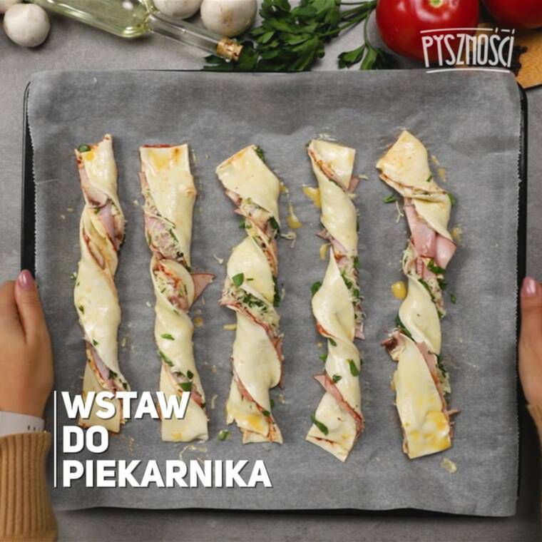 zawijasy z ciasta francuskiego szybka przekąska na ciepło