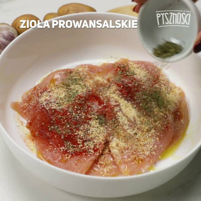 szaszłyki drobiowe z pieczonymi ziemniakami