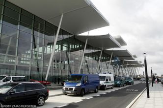 Kiss&Fly to bardziej płacz i płać. UOKiK wzywa lotniska do poprawy