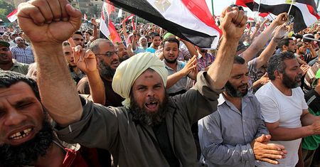 Przewrót w Egipcie jest korzystny dla arabskich monarchii