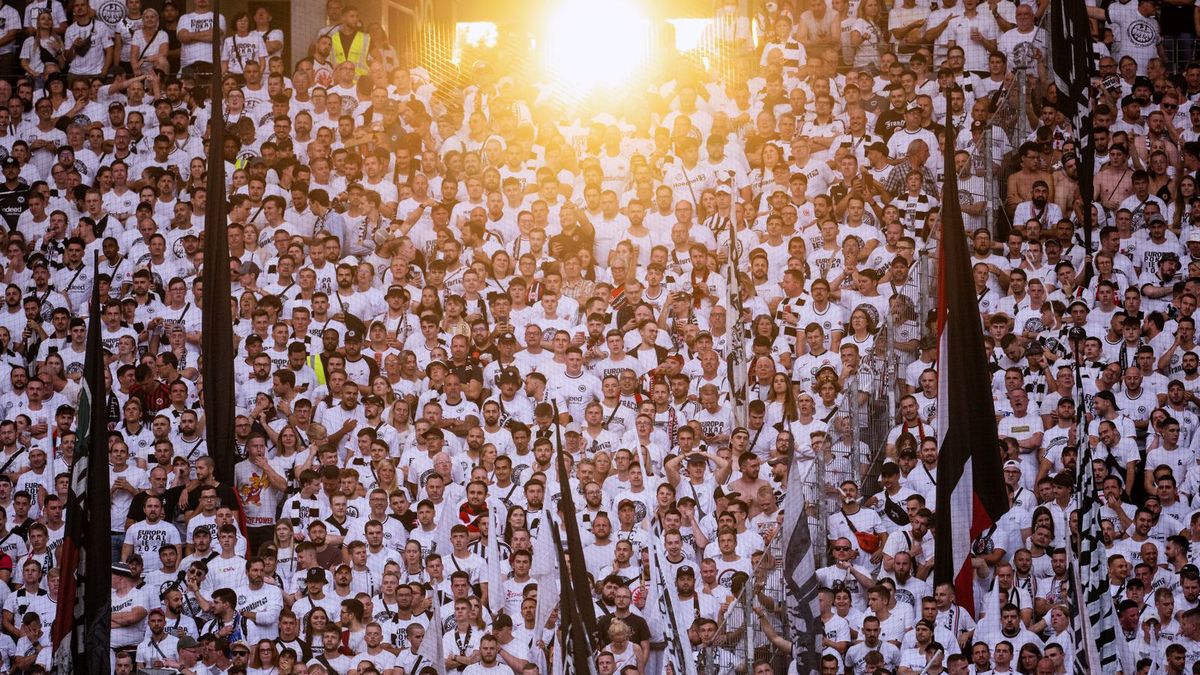 Getty Images / Na zdjęciu: kibice Eintrachtu Frankfurt