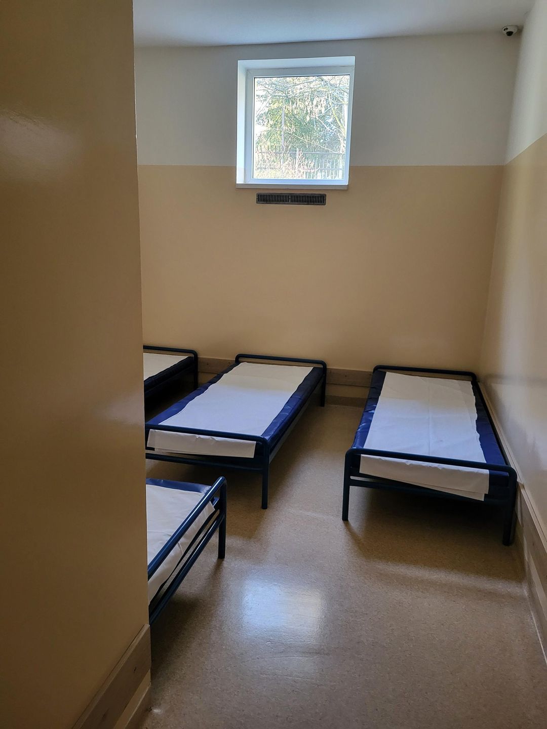 Jedno z pomieszczeń w krakowskiej izbie wytrzeźwień