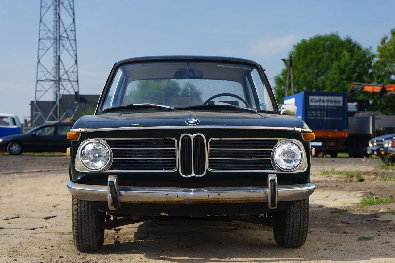 BMW 2002 AUTOMATIC 1969 – 18000 PLN – ROKIETNICA