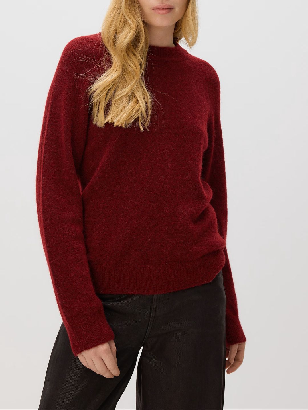 Czerwony sweter z wełną Reserved