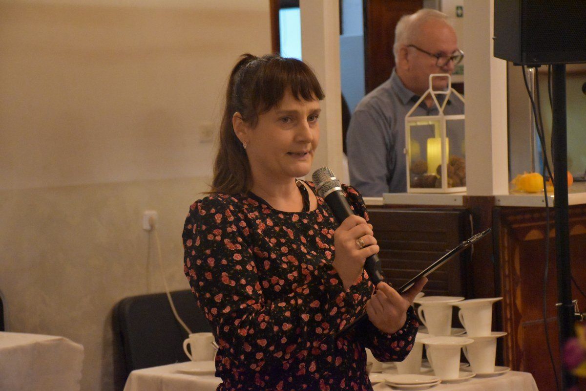 Koło Gospodyń Wiejskich w Chełmcach zaprosiło na tradycyjnego &#34;Pyrczoka&#34;. Na Sali Wiejskiej bawiło się 140 osób