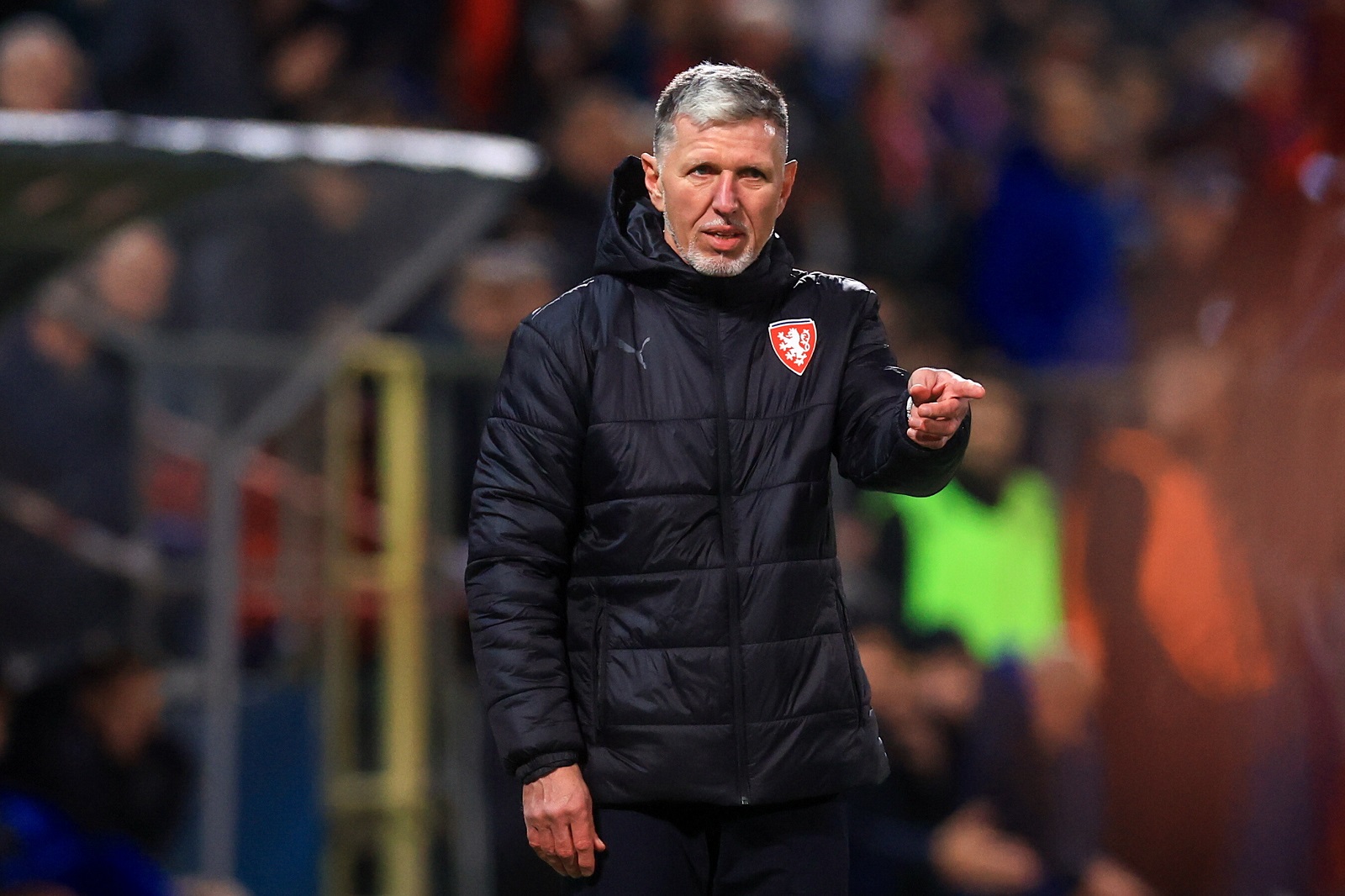 Češi v šoku.  Trenér po povýšení rezignoval